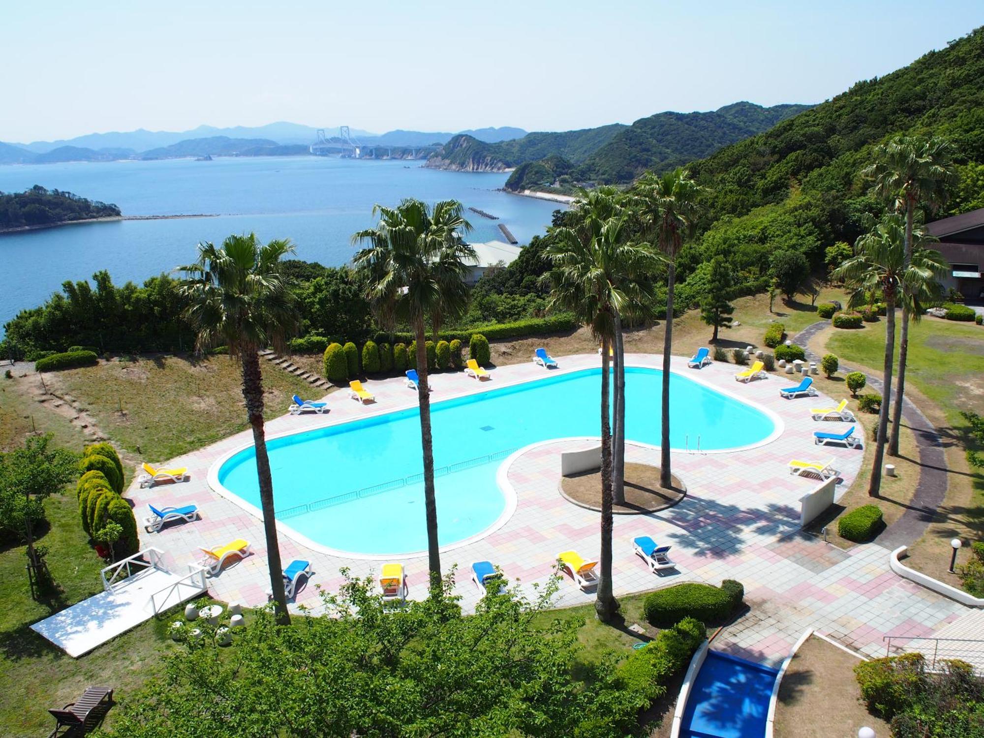 Grand Mercure Awaji Island Resort & Spa Minamiawaji Екстериор снимка