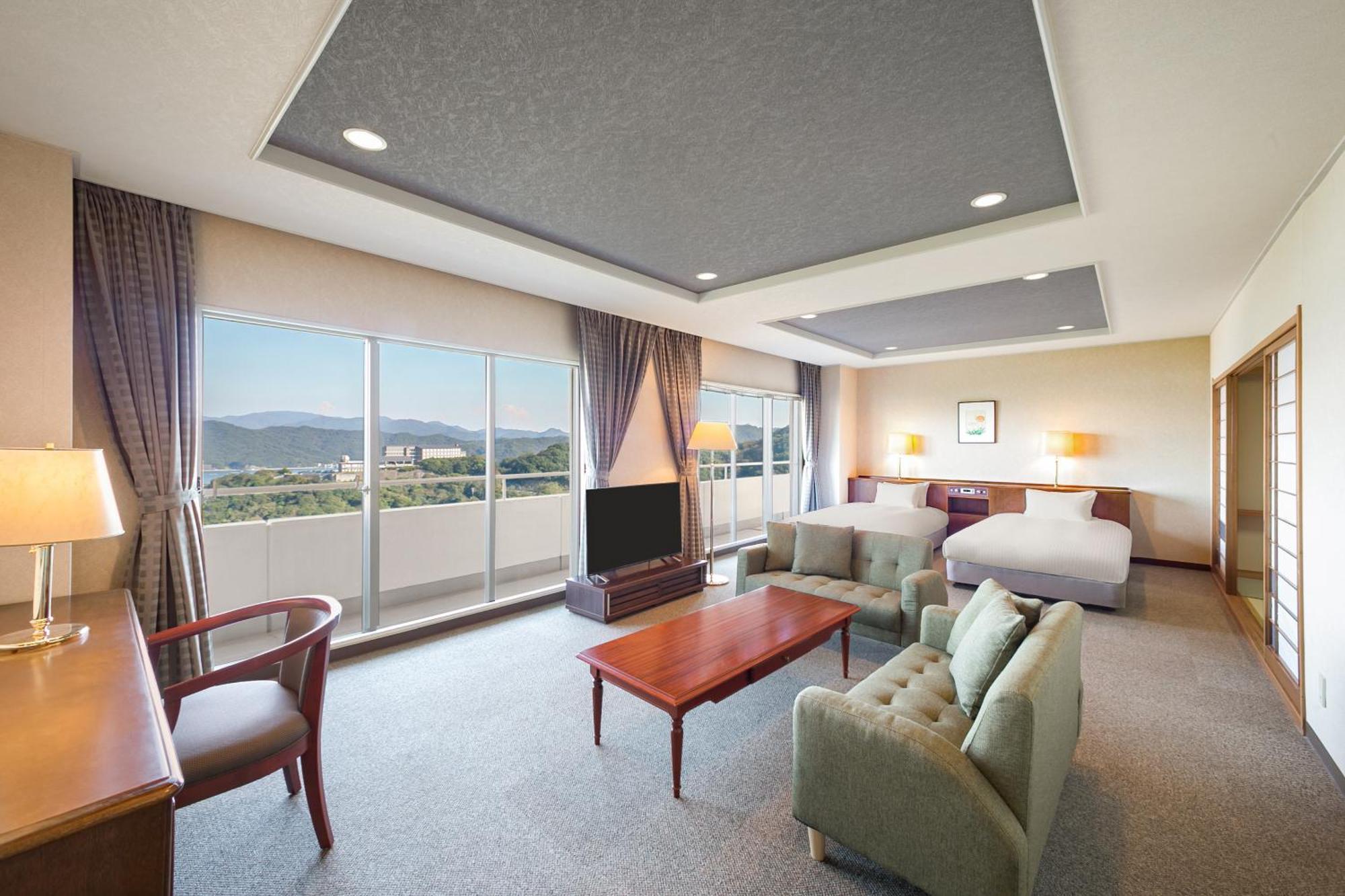 Grand Mercure Awaji Island Resort & Spa Minamiawaji Екстериор снимка