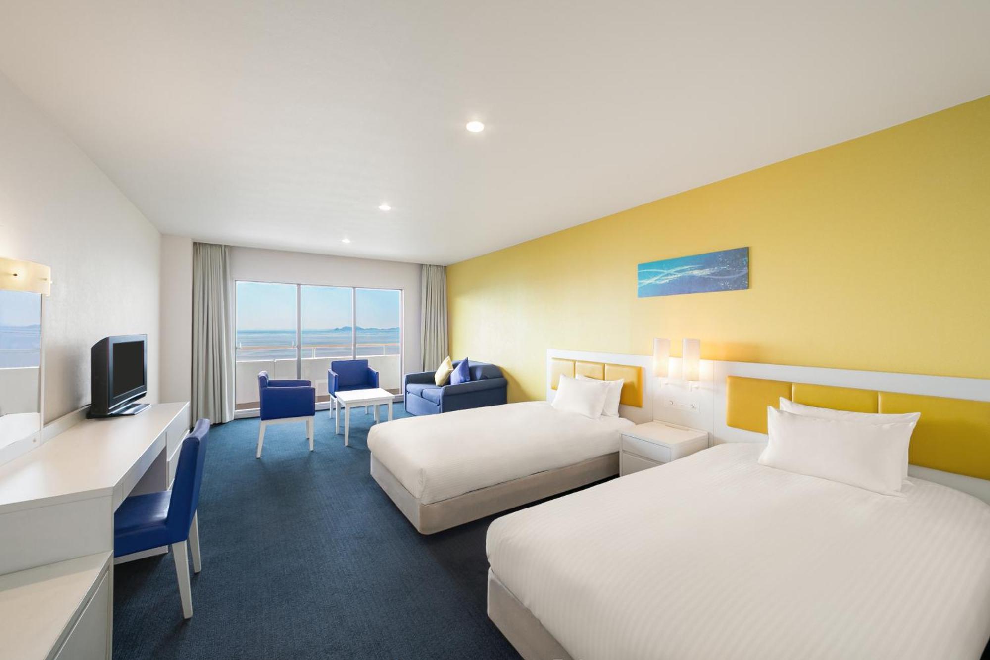 Grand Mercure Awaji Island Resort & Spa Minamiawaji Екстериор снимка